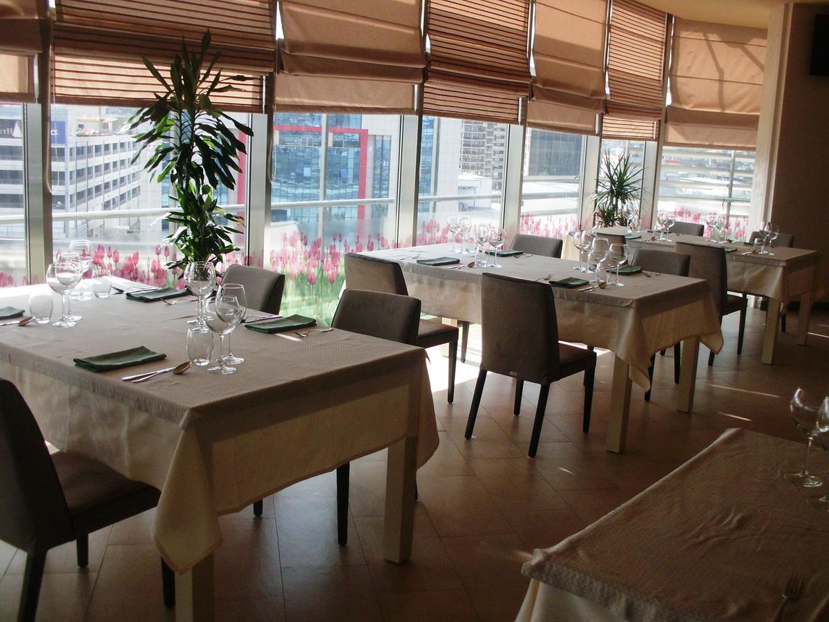 Hotel Terminal Тирана Екстер'єр фото